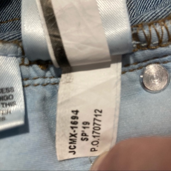 J CREW Sz  32 Curvy Toothpick Medium Wash Jeans - Picture 10 of 13